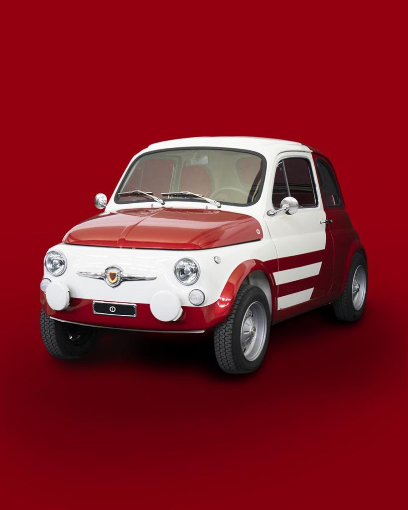 Fiat 500 Hertz rossa